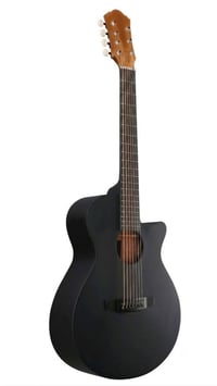🎸 للبيع غيتار كلاسيكي بحالة جيدة جدًا، يشتغل بدون أي مشاكل، عليه خدوش ...