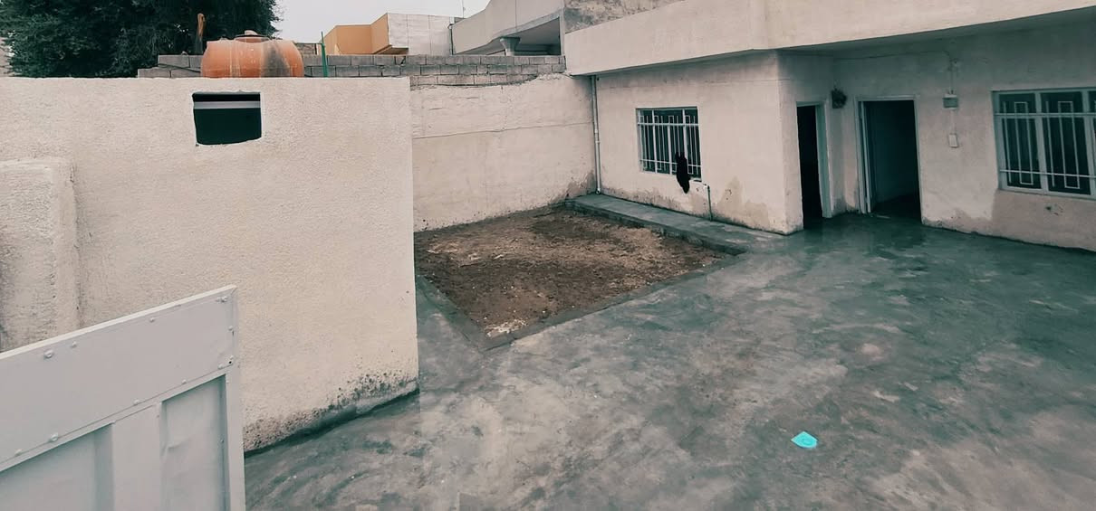 بيت للبيع مساحه 🗾200

غرفه نوم 2

واستقبال  🏠
ومطبخ🏠
صحيات🏠
وحوش وحديقه🏫

خانقين بانميل فرع صيدلية سيد مضمد🏠
سعر راسل او اتصل 
سعر مناسب 
________________________________
●العنوان المكتب☜خانقين بانميل
اذا عندك عقار تريد تعرضه للبيع او تريد تشتري عقار 
📬فقط ارسال المعلومات  على الواتساب او الاتصال على هواتف المكتب

***********(الواتساب)☎️
