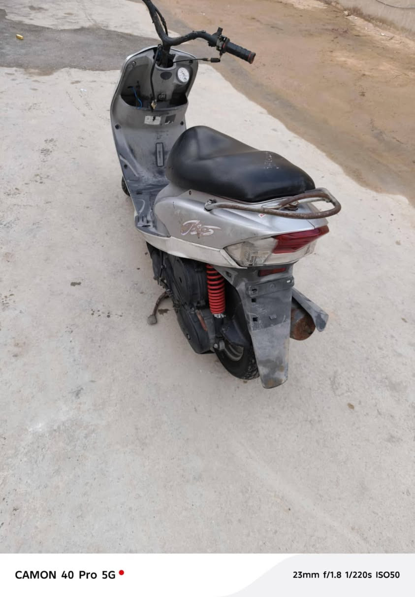 السلام عليكم ماكس منغولي كامله غراضه محرك 55 خرسه كلج امامي رياضي سلف هندر كله شغال السعر 450 مو شراي فدوه لاتعبني مكان نجف ***********
