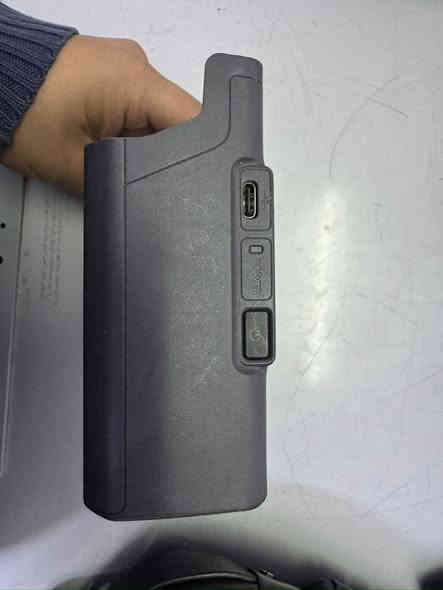 للبيع
ارل
1- جوستك rc2 اصلي
2-بطارية air3lair3s اصلية بحالة
ممتارة جدا
3-شاحنة بطاريات ثلاثية اصلية
4- جوستك fpv جمبر t20
5- جنطة air3/air3s 

للتواصل على الخاص او الاتصال *********** 
عنواني موصل لا يوجد توصيل 
واذا تاخذهم شلعة احسبهم الك اقل
