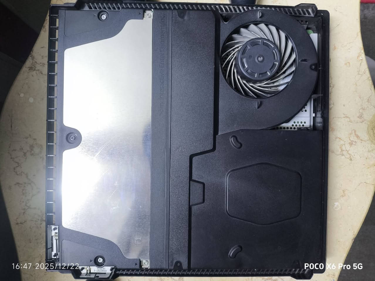 سلام عليكم
حبايب بلي فور برو 1تيرا اولاين وماصارلة اهواي يمي ملحقاتة كاملة+الكرتونة 2جوستك واحد اصلي والثاني امتياز واوياه لعبة ريد ديد2 سعرة 300ألف مكاني كربلاء توصيل متوفر.. ***********
