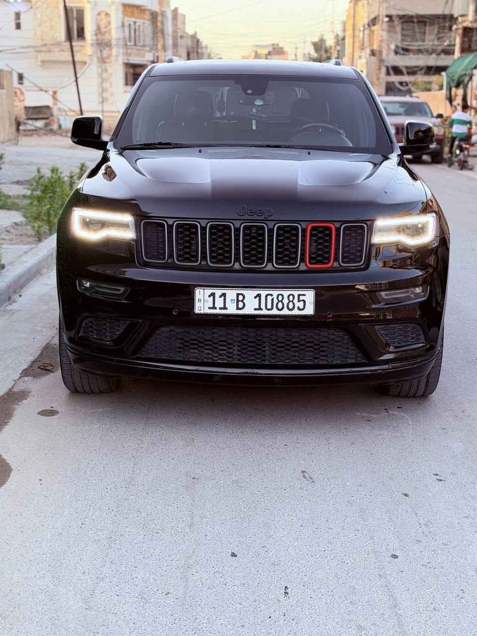 جيب (S) خليجي شركه هارلم موديل (2021)
ماشيه 70 كيلو 
محرك / V6 / 3600
مواصفات / حساس امامي خلفي مقاعد جلد تدفئه بالمقاعد تدفئه بالستيرن رادار بالمري بانورما صندوق كهرباء مرايه كهرباء نضام فرمله الطوارئ هواي بعد بيها موصفات ال (S)  المعروفه فول ما عده رادار 
السياره بدون حادث ما عده بيها بارد بمكانين كلش صغير ممبين بس بالسونار مكفوله من الصبغ والمعجون 
السعر / 360$/ وبيها مجال 
اتصال (***********) ممتواجد ع الفيس
