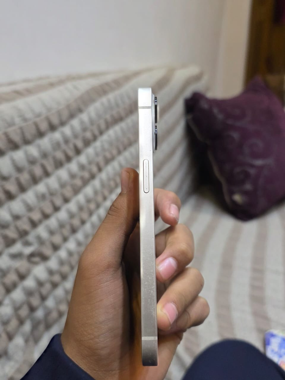 السلام عليكم لبيع ايفون 13عادي الجهاز ميشغل شريحه مسويله تخطي تخطي بطاريته 79السعر 300قفل بدون عموله الجهاز نضيف كلش ذاكرته 256 واتساب***********
