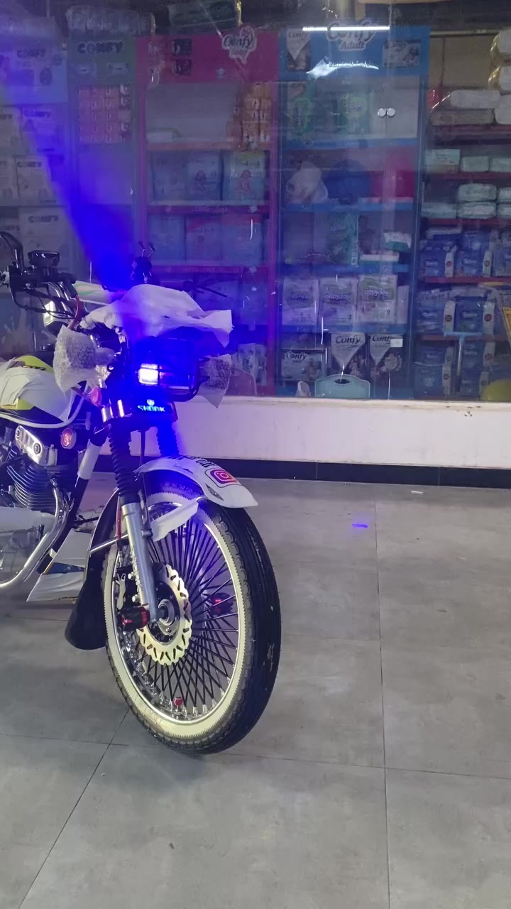 يالله سلام عليكم دراجه تايكر 4نمر دراجه نصبه فول جمبزه فول شلعه ومعدل شك الكاع موديل2025سعرها 950وبيها مجال وشراي يشلع عيوني


**إذا كنت صاحب هذا الإعلان وتريد حذفه لأي سبب، رجاءا أرسل رسالة إلى الدعم الفني**