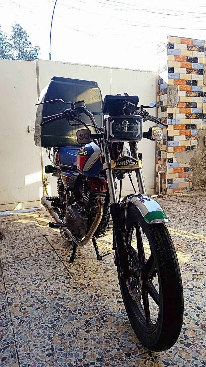 السلام عليكم لبيع شينك موديل ٢٣ طالعه قبل ٣ أشهر جديده رقم وسنويه بسمي مكاني بغداد الشعب ***********
