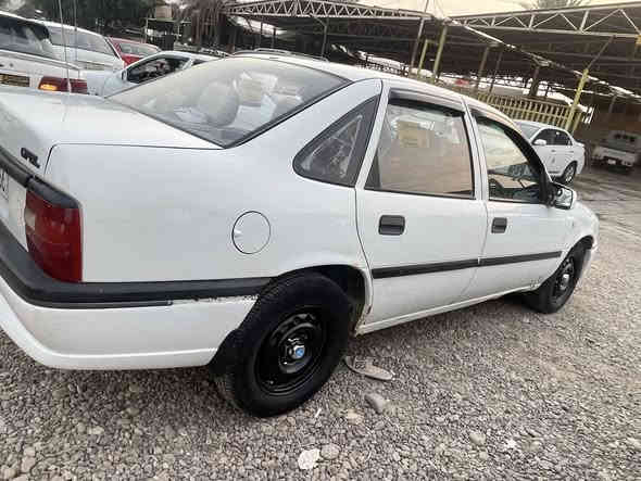 السلام عليكم 
للبيع فكترا 1600 بلادي مكينه وكير ورقم جديد تخم تاير 
السعر 36 
مكان الاسحاقي 
***********
