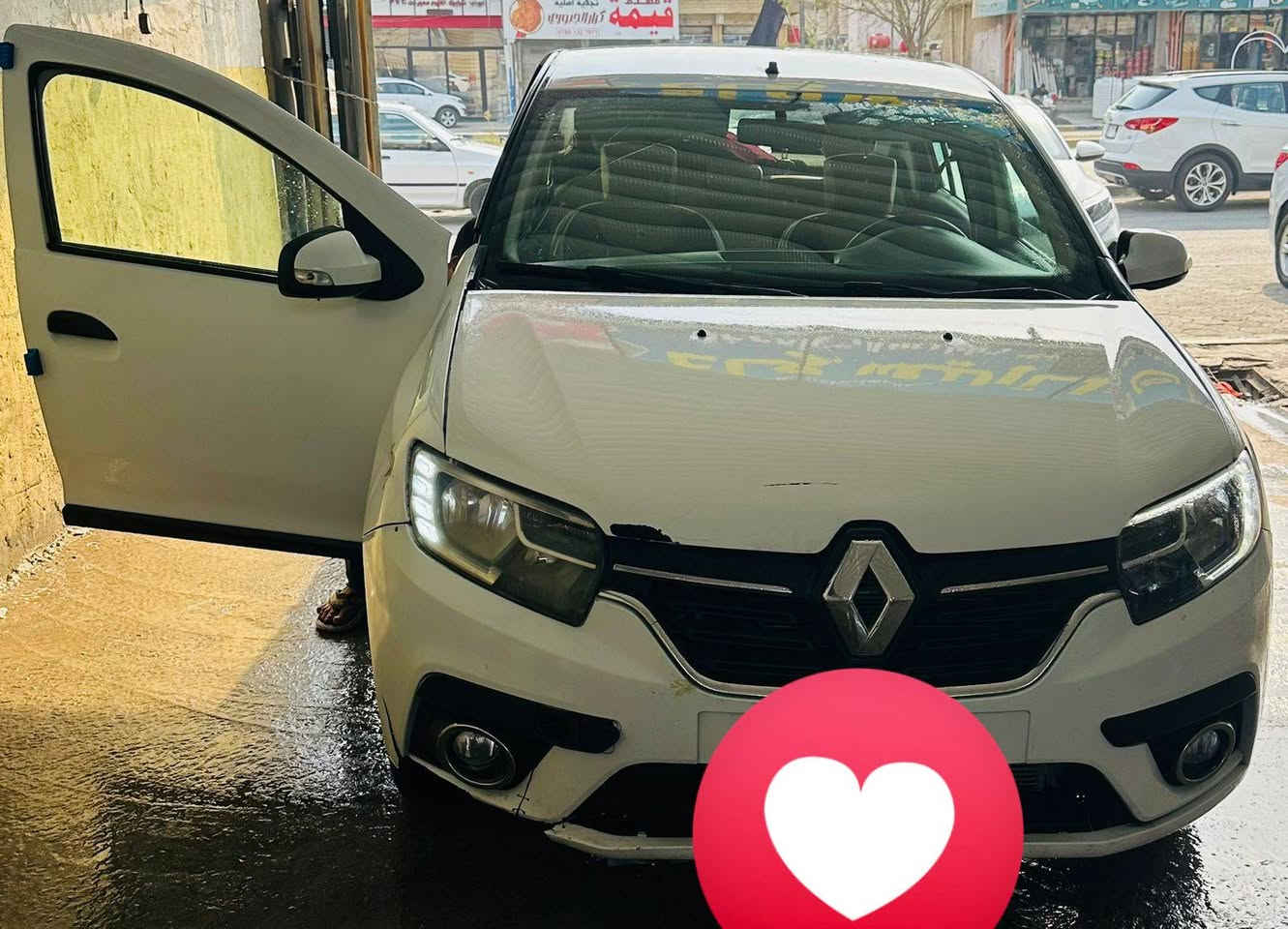 للبيع فقط الشراي يتصل
رينو سمبل 2020 
بيه صبغ بنيد + ربع الجاملغ فقط 
الباقي مكفول السيارة بيه ادامة كامله 
التبريد فقط صوندة طاكة 
السعر 80 
المكان الديوانيه 
***********
