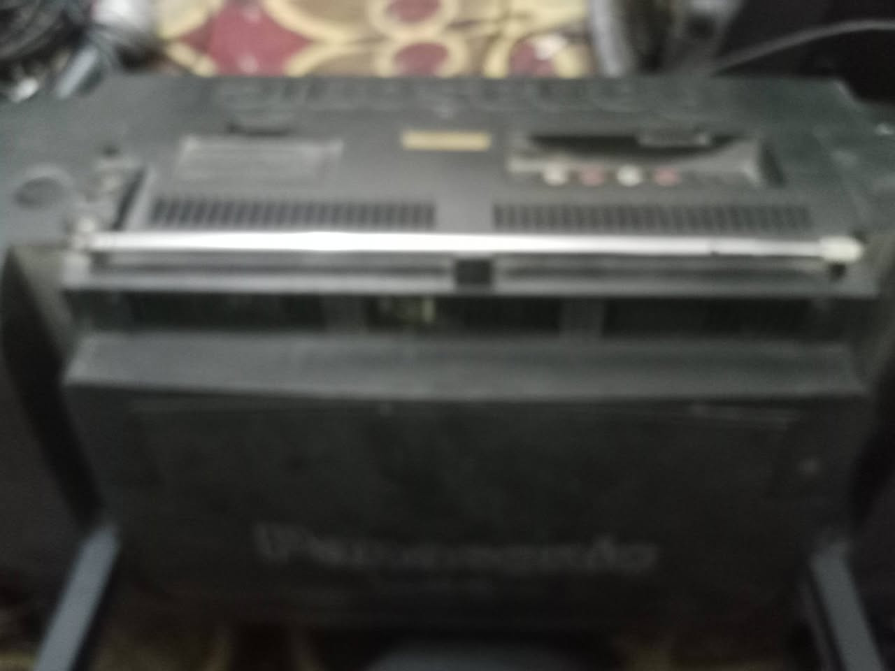 راديو مسجل دبل كاسيت اربع سماعات وسيدي شغال ولكن ابيعه هل الموجود مااعرف اشغله يشتغل بس وشه بيه كسر في بدن الجهاز من الاسفل السعر 25 الف مع التوصيل


**إذا كنت صاحب هذا الإعلان وتريد حذفه لأي سبب، رجاءا أرسل رسالة إلى الدعم الفني**