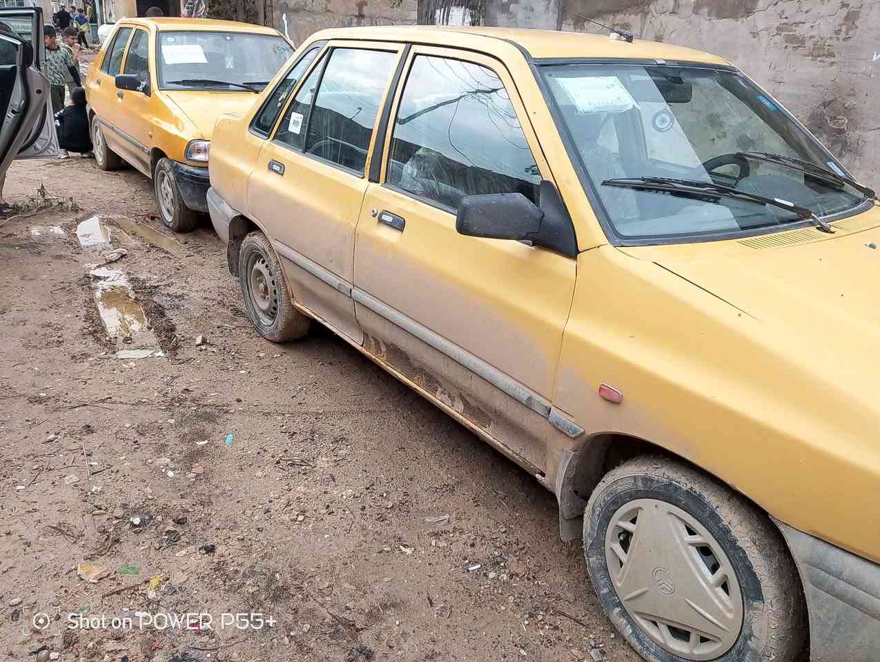 سايبه موديل 12 بيها قياسات قليل من جوه والجير بيرجع قليل ب 26 وبيها مجال خاطر الجايه مكان نهروان
***********
