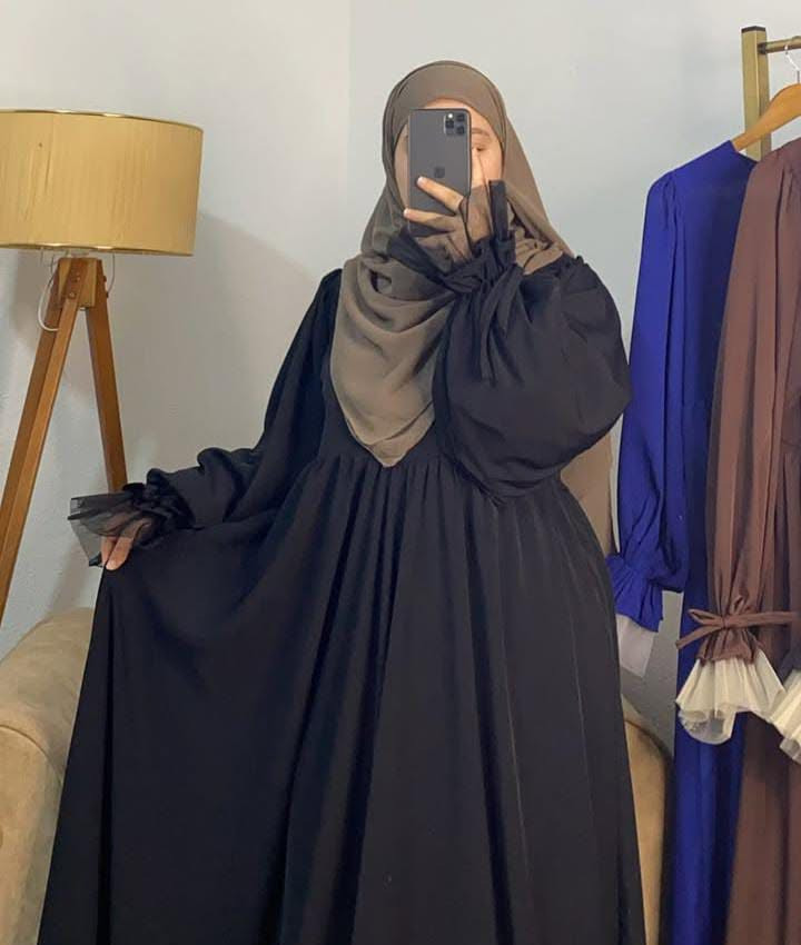 عبائة غفران 
توب كريب روزة
 قياسات
M L XL XXL


**إذا كنت صاحب هذا الإعلان وتريد حذفه لأي سبب، رجاءا أرسل رسالة إلى الدعم الفني**