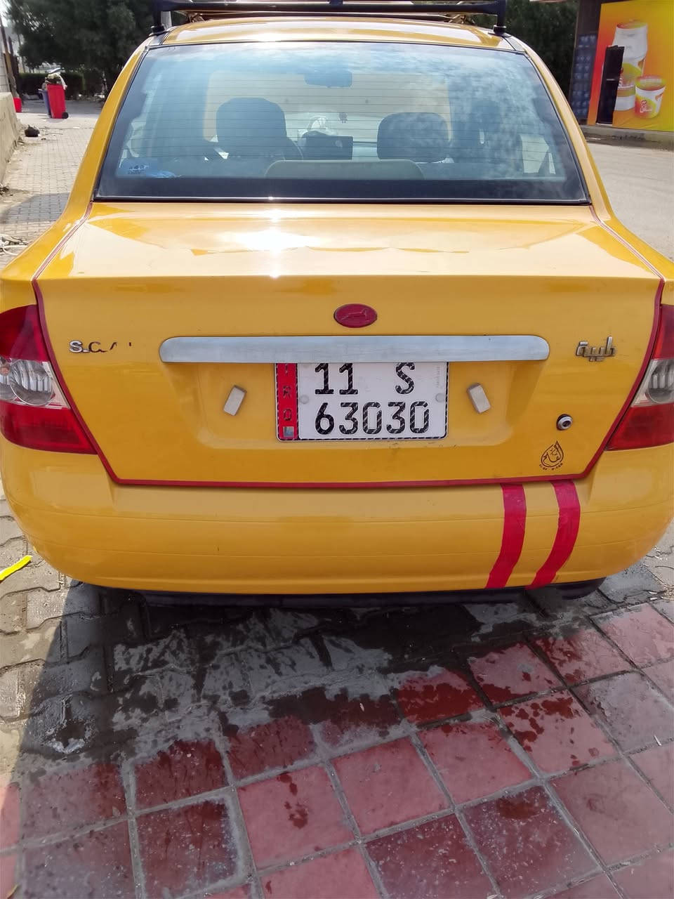 السلام عليكم طيبه تكسي 2016 نضيفه تبريد باتري جديد بدون ضرر بسمي رقم نكليزي سنويه  إلى 27 الاتصال *********** السعر 40وبيه مجال
