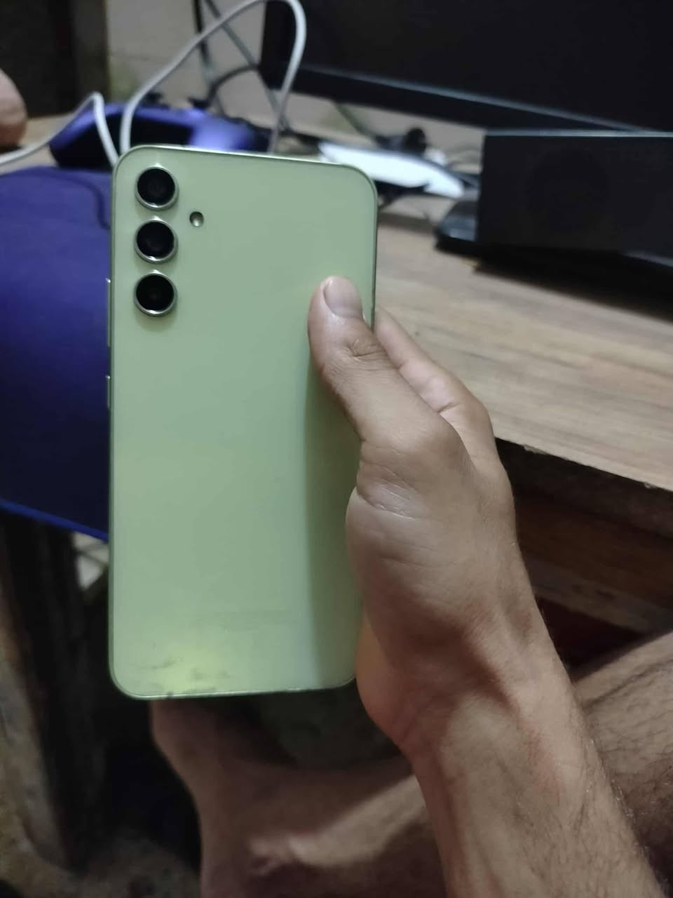 السلام عليكم للبيع جهاز 
Galaxy A34 5G غني عن تعريف حديث 
الذاكره 128 العشواي 8
بوبجي 60 بيس على اعلا عدادات سلاسه فول 
البطاريه 500 ملي 
ب 200 ويه كيبلا البلادي
موجود واتساب  ‎0787 328 9492

كربلاء حي العامل منطقه السابعه 
🚹
