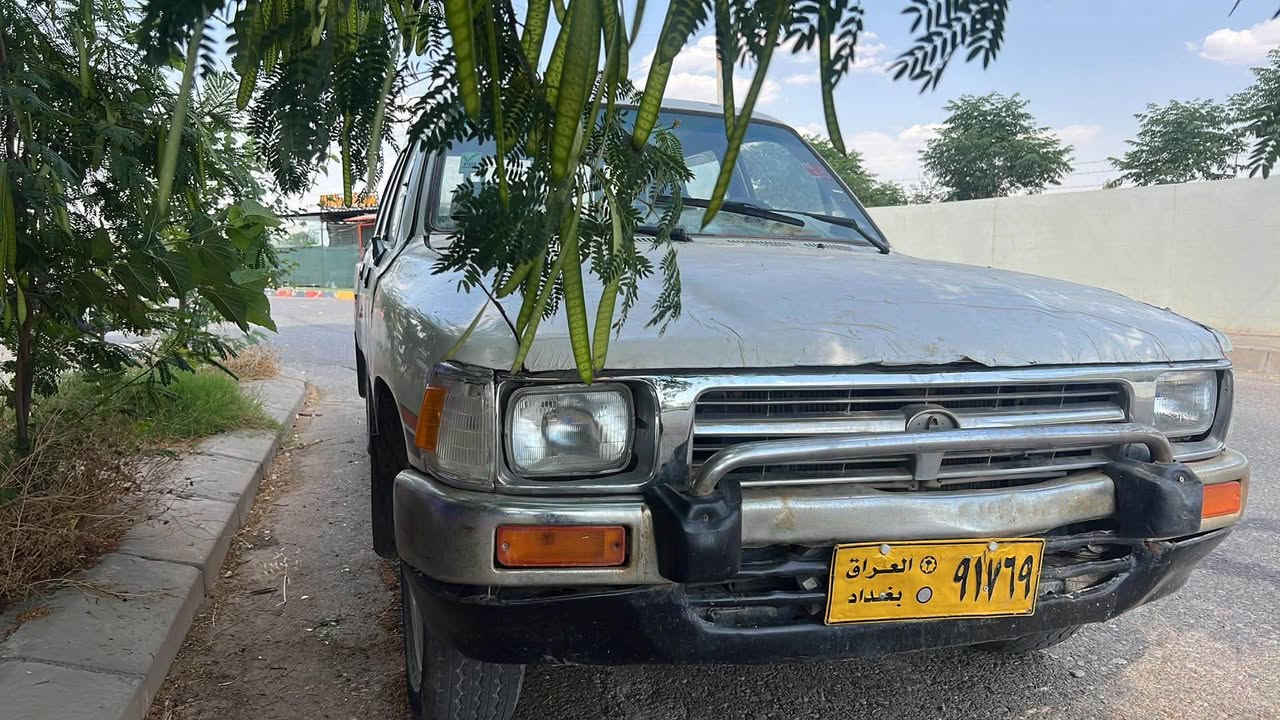 تۆیۆتا ئەڕنەب یابانی ئەسڵی
مەکینە کڕۆسیدەی گەورە بیلاد چوار گێڕ
مۆدێل ١٩٩٠
سەیارەکە ئاڕمی پلاستیکی سلێمانیە بەشەرتی مەفرەزە و سەیتەرە و هەموو شت
سەیارەکە زۆر جائیزە مەکینەی زۆر بێ عەیب و بەقوەتە
ڕۆن نەقس ناکا
بەشەرتی موس و بڕاوە
بەشەرتی شانسی خوار نەبێ
ژمارەی مۆبایل 
***********
ئەو ژمارە واتس ئەپیشی لەسەرە 
نرخ ٢٨ وەرەقە و معامەلەیەکی برایانە

گۆڕینەوەش دەکەم لەسەر دڵ گرتن بە شتی ئاڕم پلاستیک❤️ Singapore
