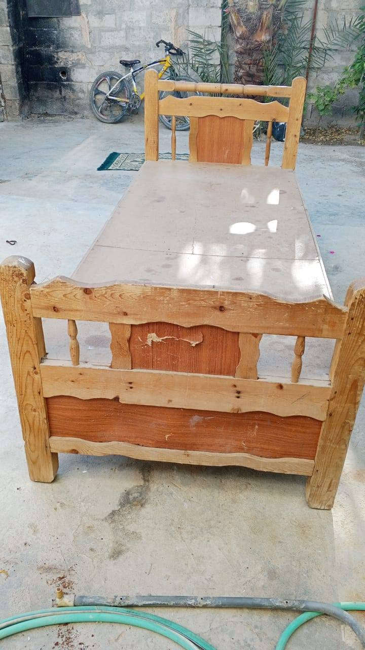 للبيع غراض بيت جرابي خشب 2 حطاطه سعر الوحده 25 قفل تانكي مي 500 لتر بعدها جديد لسعر 25 قفل  شراي يجي خاص المكان بعقوبه منطقت الحديد توصيل موجود


**إذا كنت صاحب هذا الإعلان وتريد حذفه لأي سبب، رجاءا أرسل رسالة إلى الدعم الفني**