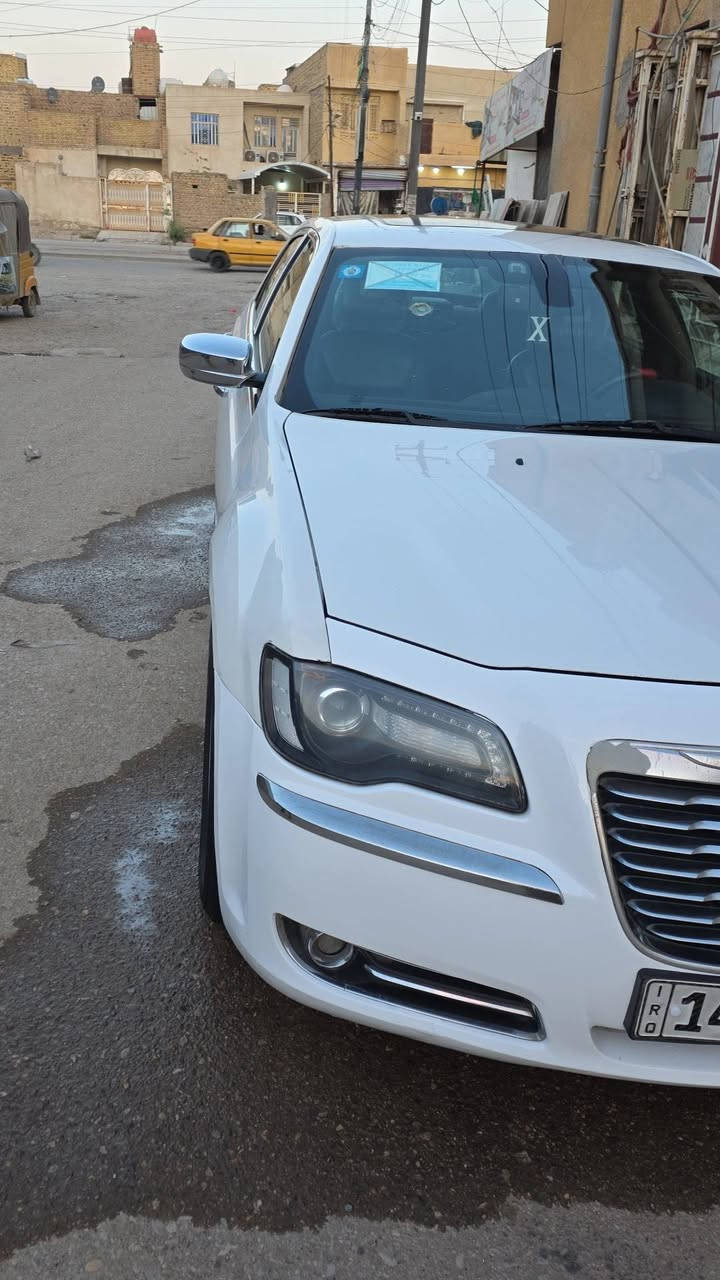 سياره وبامه موصفات S 
يولد سياره نعمه من الله محرك جديد كير جديد مكفول 
بيه جاملغ بنيد بس تعمير مو بدل سياره مديل 2013 
سياره كامله بمعني الكلمه رقم السياره انكليزي بصره 
 سعر السياره 158وبيه مجال بسيط 
مكانهه العماره للتواصل على هذا الرقم 
***********
