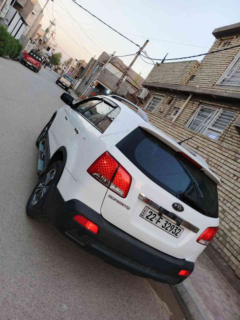سلام عليكم سورنتو موديل 2011 خليجي فول مواصفات فتحه بصمه لد نهاري جديد أحلا من الصور 
مكينه 2400 دوش لاتنقيص ولا تبخير 
سونار مرفق ب المنشور السعر 137
مكان واسط العزيزيه 
***********
