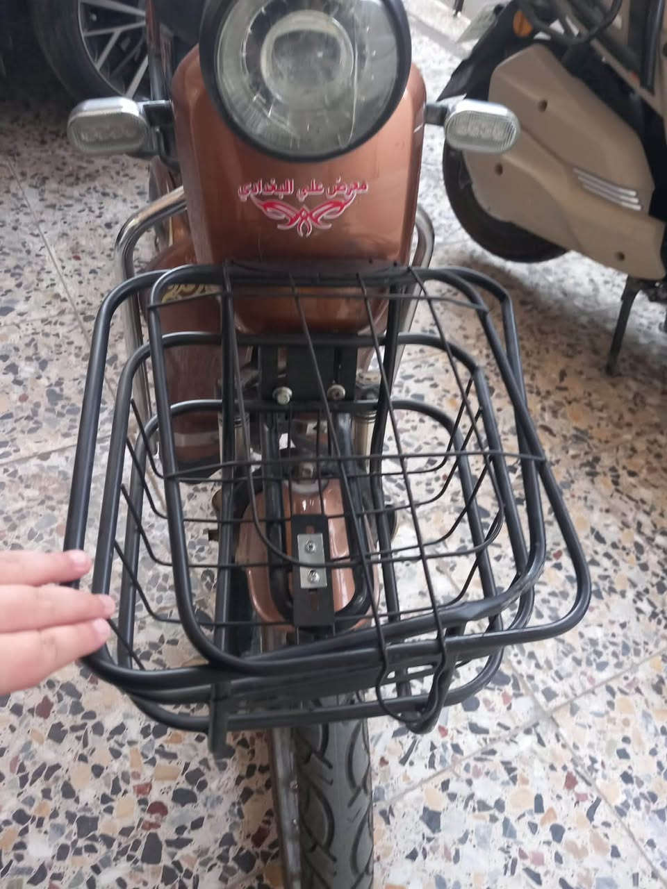 دراجه للبيع 
بغداد بلديات 
سعر٣٥٠بيه مجال
رقم ***********
