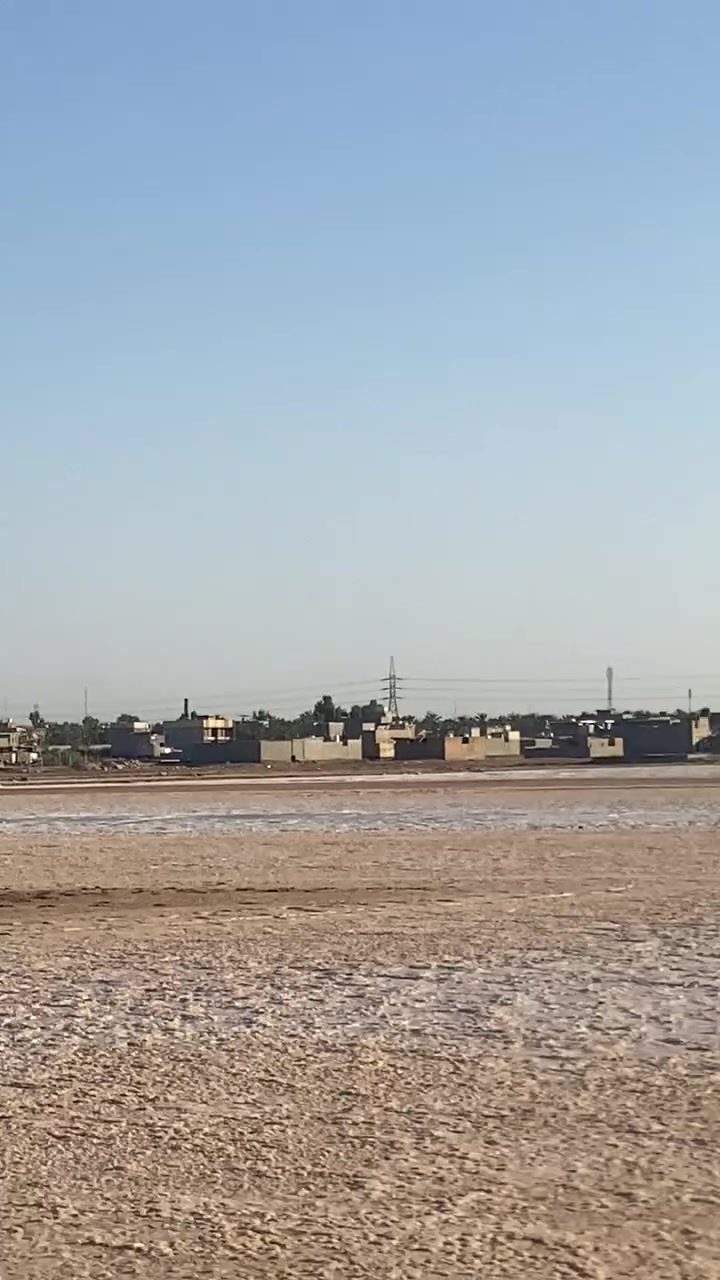 فرصه
١٠٠ متر ب ٦ وبيهه مجال
 
***********
