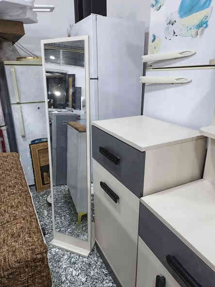 إسلام اعليكم غرفه تركيه ستعمال قليل في معرض ومزاد الأمير العنوان ام لعضام ***********
