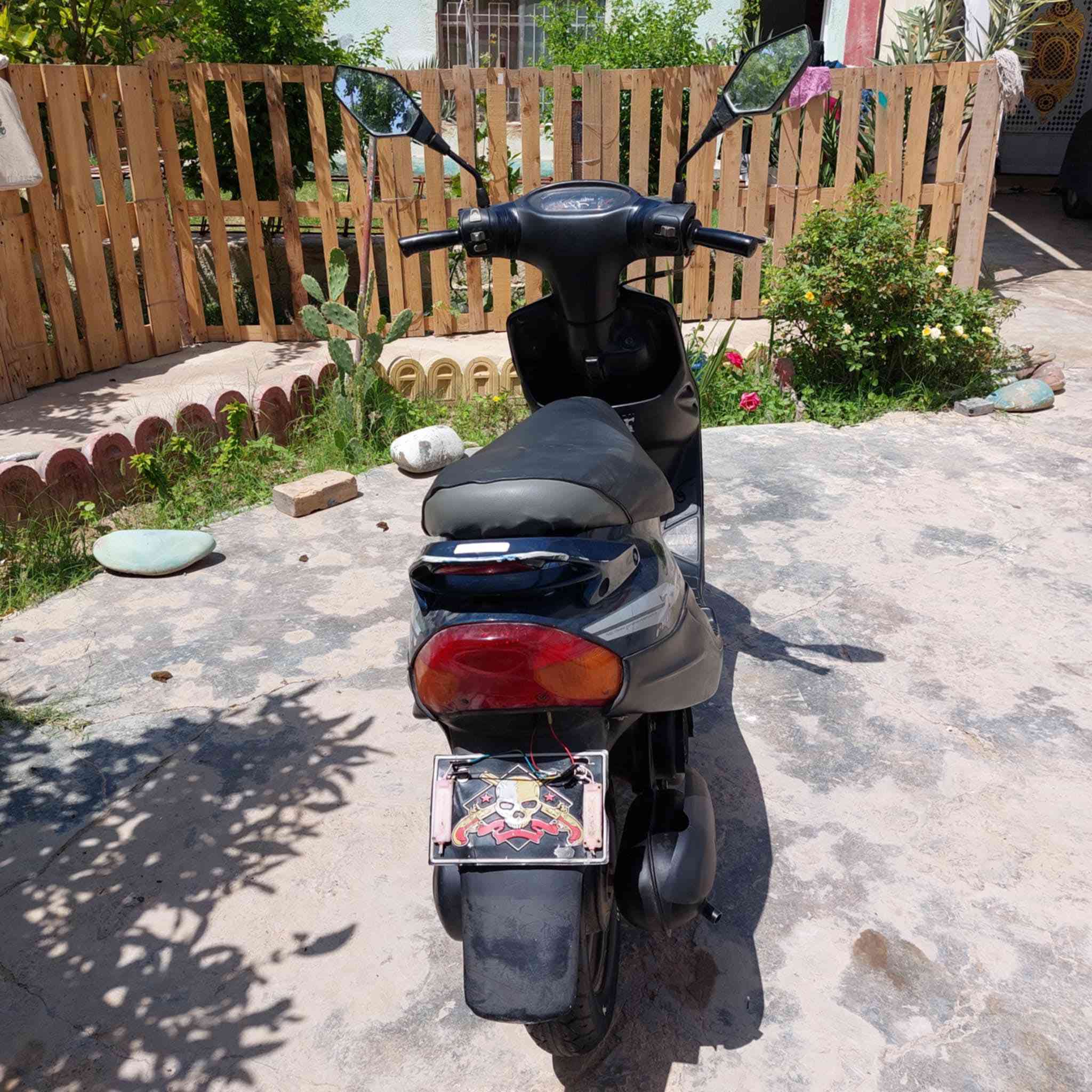 سلام عليكم دراجه للبيع سعر 250 وبيها مجال مكاني صلاح الدين بيجي حي الرسالة ‭0775 916 9810‬ واتساب بي
