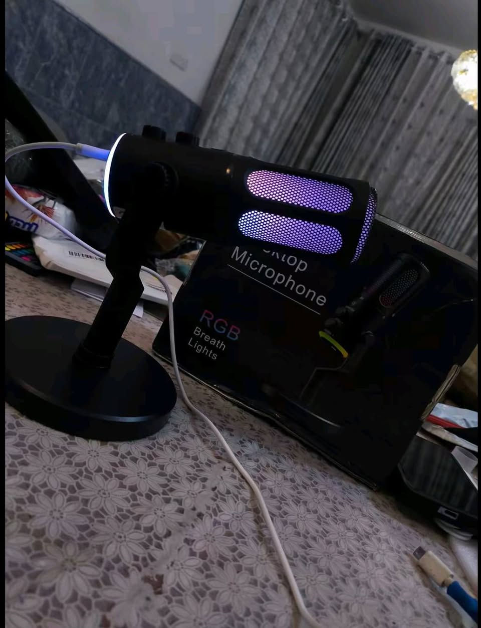مايك منضدي وتكدر تحوله  الوان مستمره سعره 15الف فقطط *********** مكاني بابل توصيل موجود

