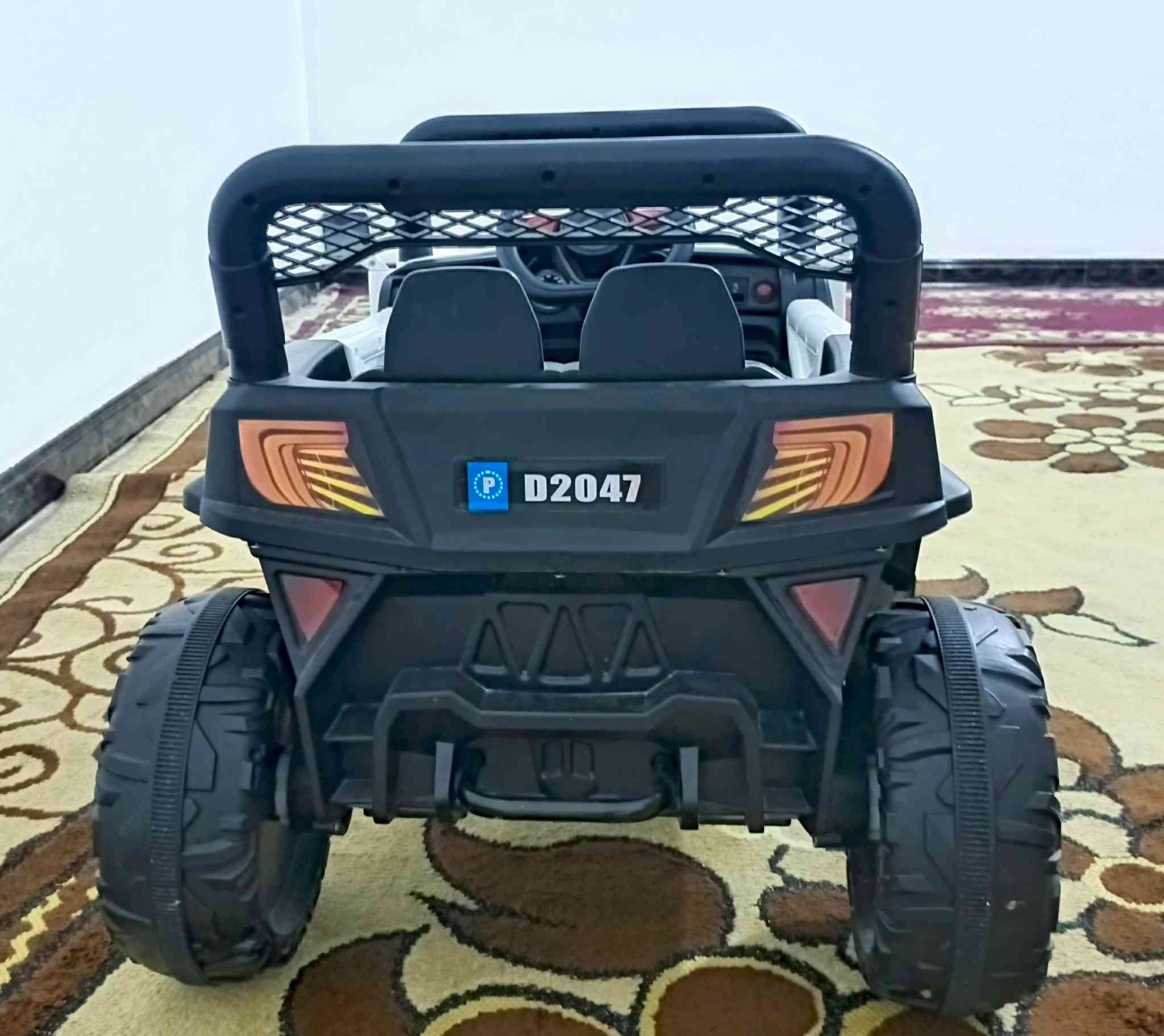 سيارة أطفال مميزة تبحث عن "سائق صغير" جديد! السيارة نظيفة جداً وتعمل بكفاءة عالية.الحالة: [ مستخدمة بسيط].
​المميزات:
​تعمل بشحن الكهرباء (مع الشاحن الأصلي).
​تحكم عن بُعد (ريموت كنترول) + تحكم يدوي.
​إضاءات أمامية. 
​منفذ USB / AUX. 
​سبب البيع:[ كبر عمر الطفل].
​💰 السعر المطلوب:(١٣٠) قابل للتفاوض. 
📍 الموقع: [الفلوجة].
📞 للتواصل: عبر الرسائل الخاصة


**إذا كنت صاحب هذا الإعلان وتريد حذفه لأي سبب، رجاءا أرسل رسالة إلى الدعم الفني**