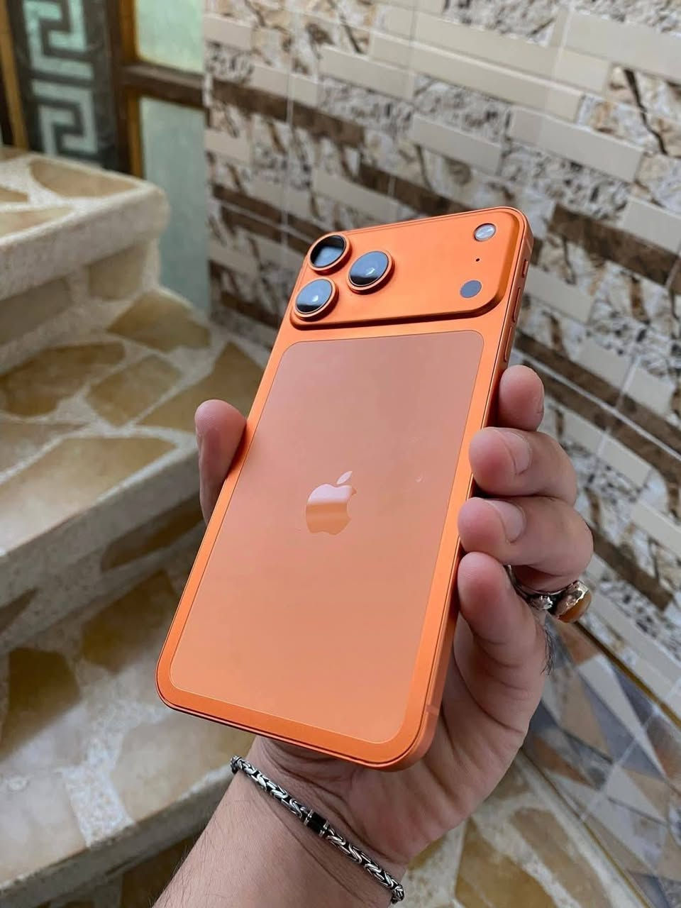 ايفون xs max .محدث لون 17 برو ماكس لون برتقالي جهاز جديد بمعنى الكمله ذاكره 256 GB دبل شريحه مكاني بغداد الطوبجي 245 الف ***********
