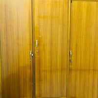 كنتور • ٣ أبواب