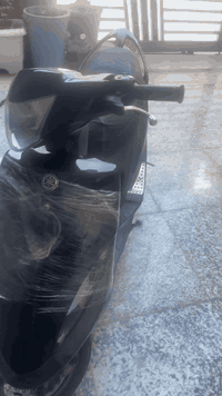 السلام عليكم من رخصه الادمن دراجه ماكس عدله كلشي بلادي كفاله عامه نروح مصلح ما مفتوحه بس كفرات تجاري دراجه ما توكفك والصالنصه البلاديه موجوده رقم *********** رايدها ب 900 وبيها مجال للشراي
