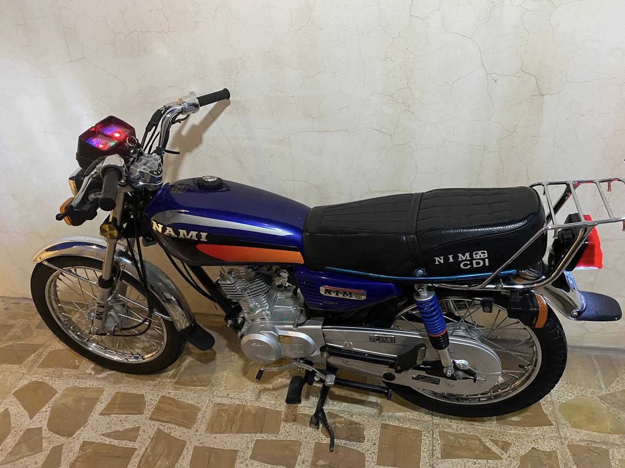 السلام عليكم نامه25يراني للبيع تخبل نضيفه ماشيه6.000 سعر675 ويرهم مرواس شعندك نزل.


**إذا كنت صاحب هذا الإعلان وتريد حذفه لأي سبب، رجاءا أرسل رسالة إلى الدعم الفني**