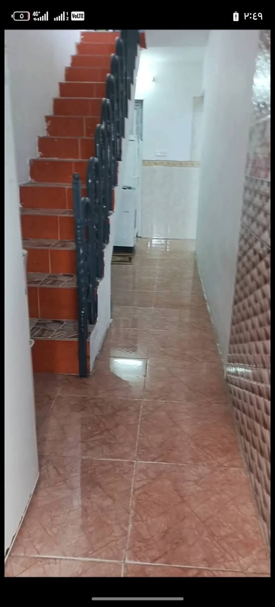 بيت للبيع حي الانتصار شارع 30
مساحته 110 أمتار مقابيل جامع خديجة تبليط جديد وخدمات كامله سند ملك صرف طابو الزهور شرط التحويل يتكون من غرفة وهول واستقبال ومطبخ ومشتملات وبيتونه فول

السعر 62 وبي مجال للتواصل

,, *********** واتساب

,, 

***********
