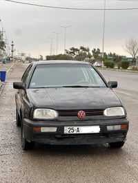 غولف ٩٣ • محرك ٢٫٠ • جير عادي