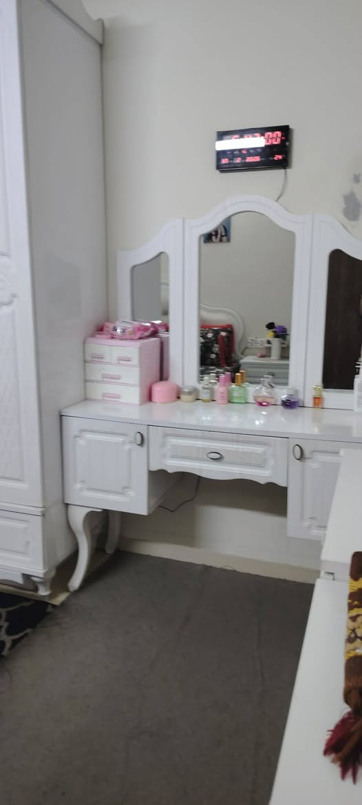 غرفه كانتري نفرين نضيفه جدا السعر ٥٥٠


**إذا كنت صاحب هذا الإعلان وتريد حذفه لأي سبب، رجاءا أرسل رسالة إلى الدعم الفني**