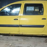 السلام عيلكم سياره رينو البيع الوكان 47وبيه مجال اكثر التفاصيل خاص 078...