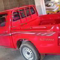 هايلوكس • ٢٠١٠ • زينون جنط ١٩