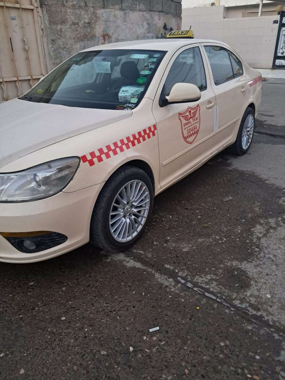 سكودا ته كسى ٢٠١٣ توربو گيرو مه كينه ى گورايه كرايته جيتا ١٨توربو نمونه له جوانى دعامى vrs لوبسترايه سوكانى جيتا سياره كه  يه ك پارچه ى سبوغه بى ژورى گيرو مه كينه ته قه و ره قه ى به شه رته سعريشى ١٠٠ومجال *********** أربيل, العراق
