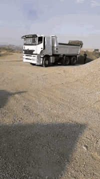 سلام عليكم اكسور 2004للبيع من جوى الشغل رقم دهوك جديد حصى كاز بودي طوناج ال مرغوب بشمال سيارة بسمنا مال جناي  لاستفسار على الرقم ***********
