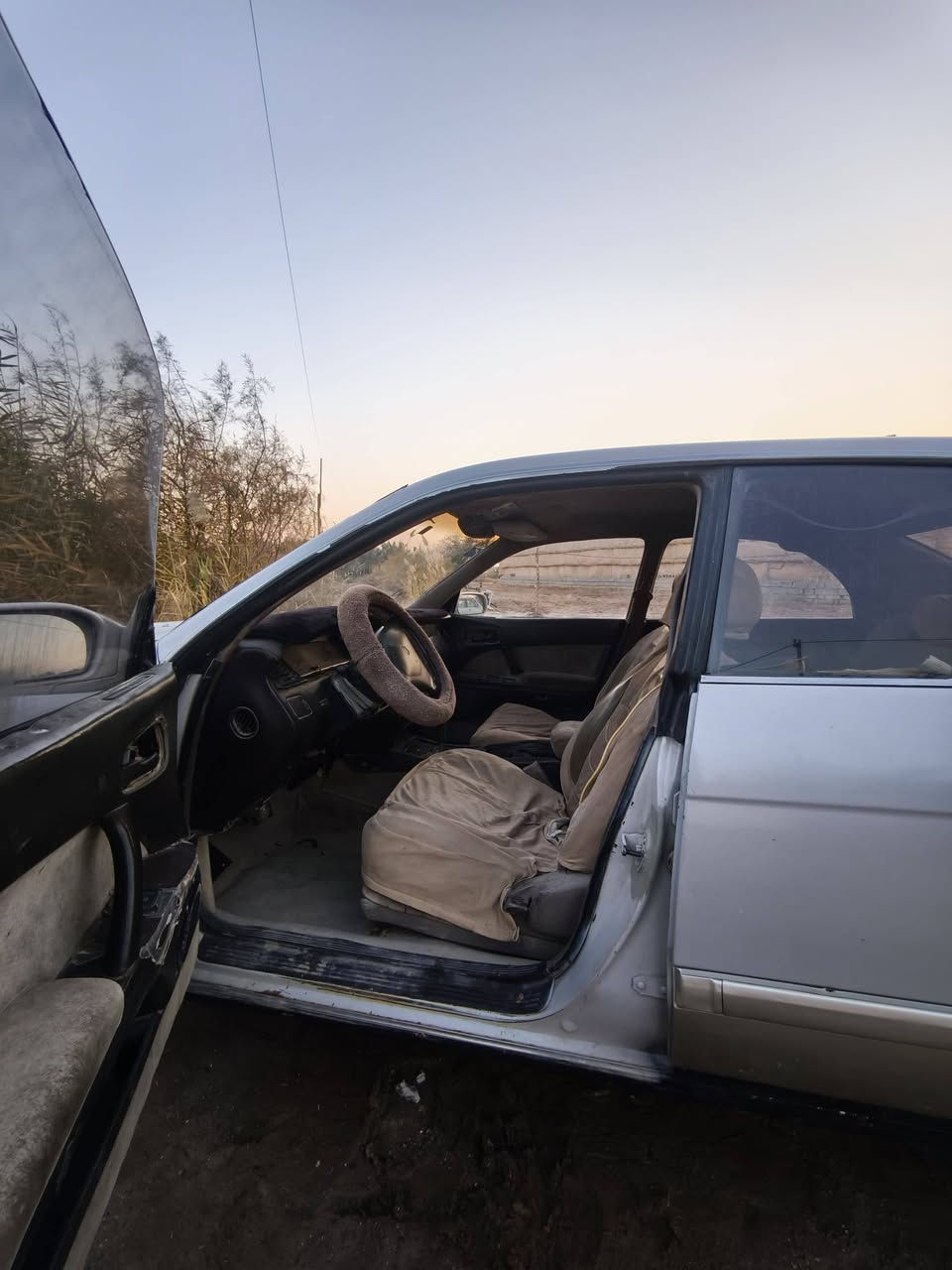 بطه موديل 92سياره خاليه من العيب الشرعي 
السعر 33ورقه بيها عطل بلمحرك 
رقم الموبايل ***********
السيارة باءسمي السنويه مكاني ناصريه انكليزي الرقم الجديد
