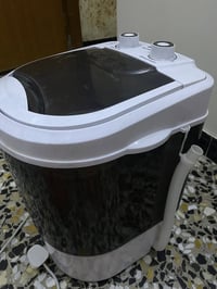 ٤ كغم • صغيرة • تشتغل عالمولدة