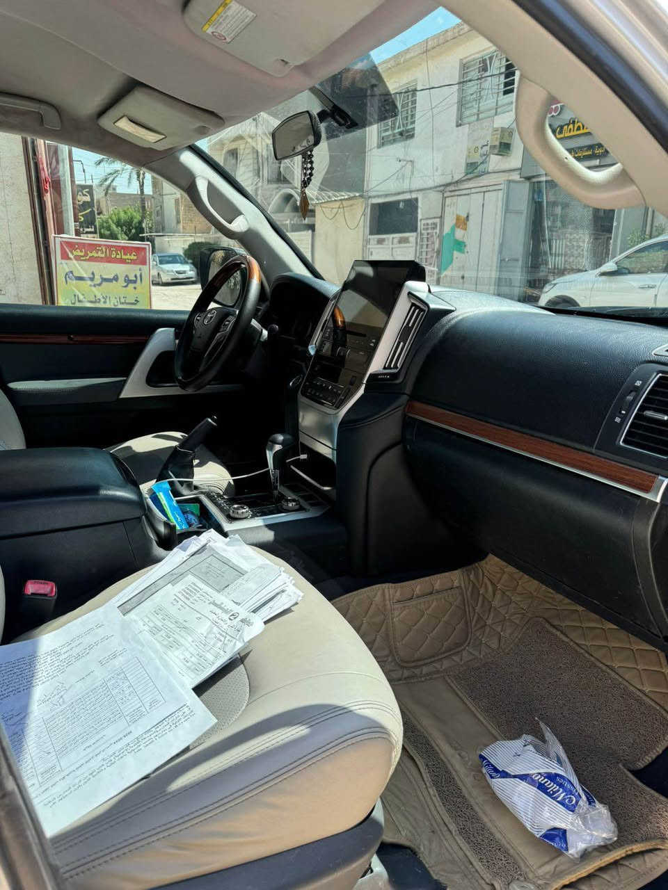 لاندكروز گاز 8 سلندر 2011 اصل محدث داخل وخارج 2021 جانت مصفحة ومشيول التصفيح رقم بصرة تحويل ثاني يوم 245 انا مكلف بالنشر للاستفسار هذا رقم صاحب السيارة *********** البصرة, العراق
