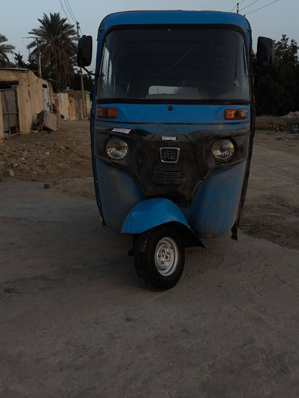 سلام عليكم تكتك البيع وراق كشراه اله صبغ وآله معجون مكينه بس بستم اليريده يتصل ***********
