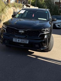 سورنتو 2021 هايبرد بانزين فول مواصفات  بيها بنيد مبدل نفس لون وجاملغ خ...