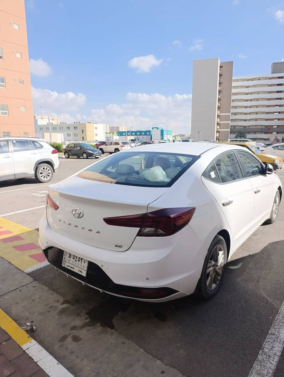 النترا 2020 خليجي فول مواصفات 1/1 محرك 2000 ماشيه 149الف السياره نظيفه ومكفوله من ناحية الگير والمحرك
مواصفات 
مري شفط 
حساسات امامي 
حساسات خلفي 
تبريد قطعتين خلفي وامامي 
بصمه 
سلايد روف (فتحة سقفية) 
السعر 155 
للتواصل: ***********
مكاني بسماية 🤍.
