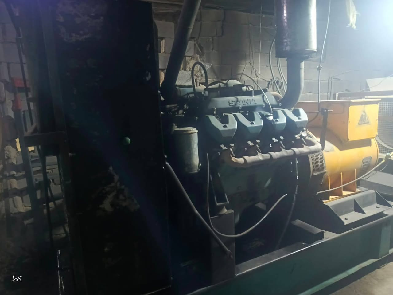 سلام عليكم موقع مولد للبيع مكينه 8 حصه كاز ٢٠٠ المكان حي الحكيم الي يريده يتصل ***********
