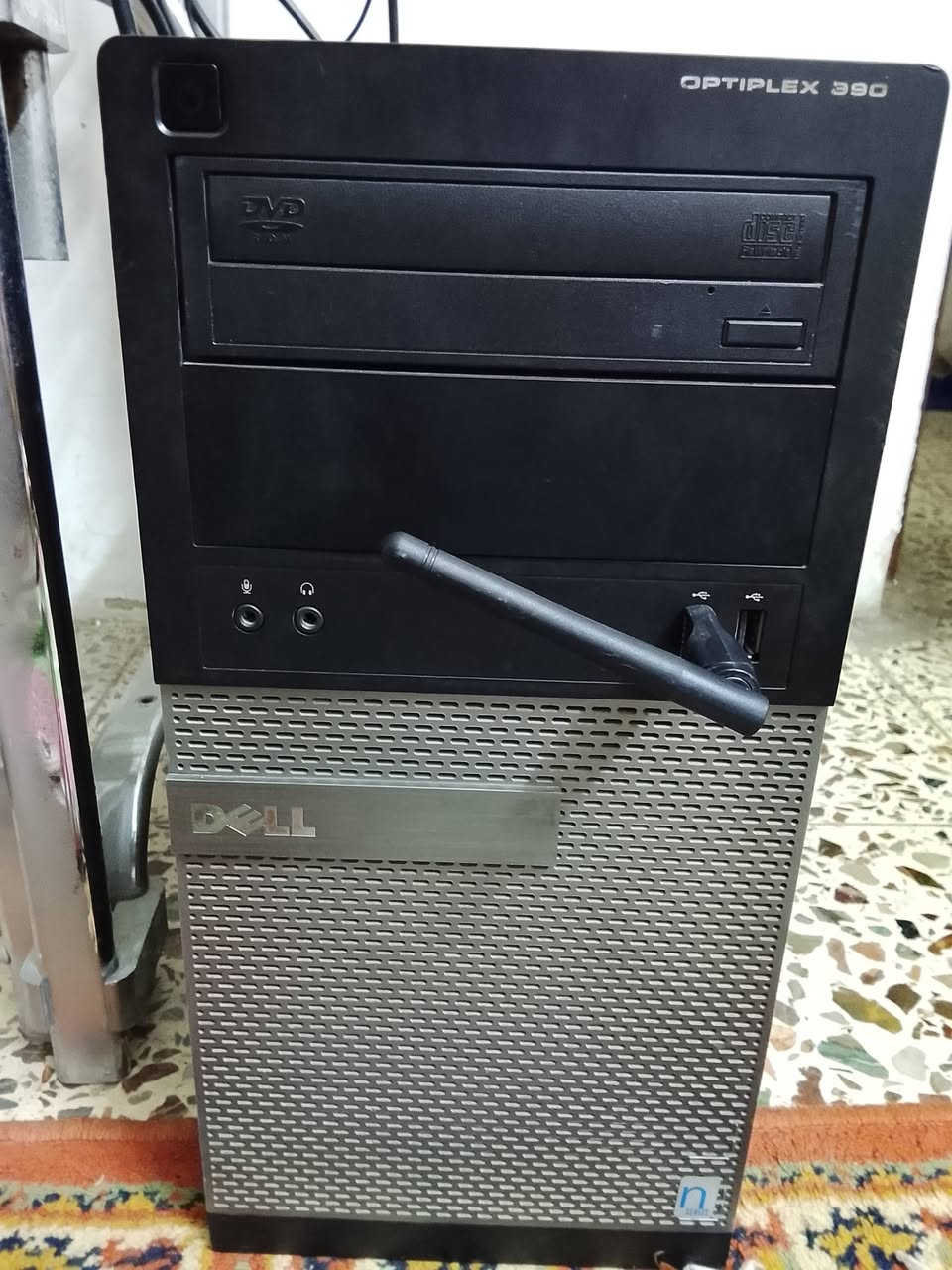 حاسبة جديدة pc
مواصفات 
إنتل كور i5 
رام 8GB
كارت شاشة NVIDIA Ge Force gt 710
هارد 500
وايفاي خارجي 
قابلة للتطوير الحاسبة 
مع شاشه LG جديدة حجم 20
كيبورد ضوئي + ماوس
مع كافة ملحقاتة حاسبة 
السكن بغداد


**إذا كنت صاحب هذا الإعلان وتريد حذفه لأي سبب، رجاءا أرسل رسالة إلى الدعم الفني**