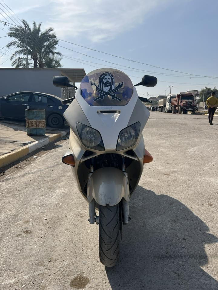 فورزا 0.6 للبيع دراجه خير من الله وحلوة ومكينه ناعمه ونكره سلف بيها نقوصات كلش بسيطه دراجه شلعه ومعدل دراجه تاخذها متعبك سعرها (675الف) وبيها مجال للشراي 
مكاني (ديالى-شهربان-المقداديه) ❤️
الرقم ***********
