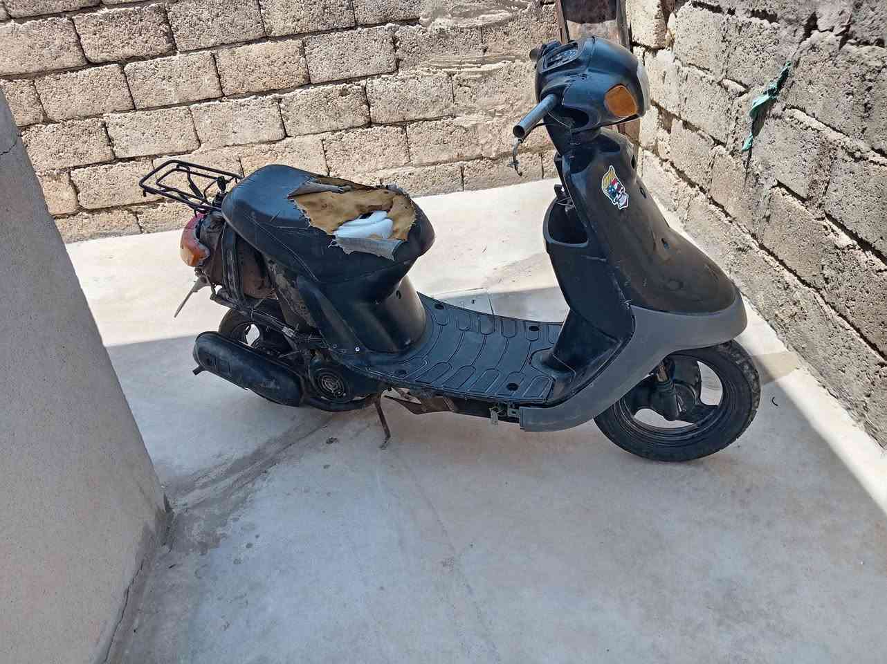 ماطور للبيع بوتين ماطور شغال انطيك فحم شاصي شرط سعرو ٧٠ وبيها مجال بسيط مكاني حي صدام ***********
