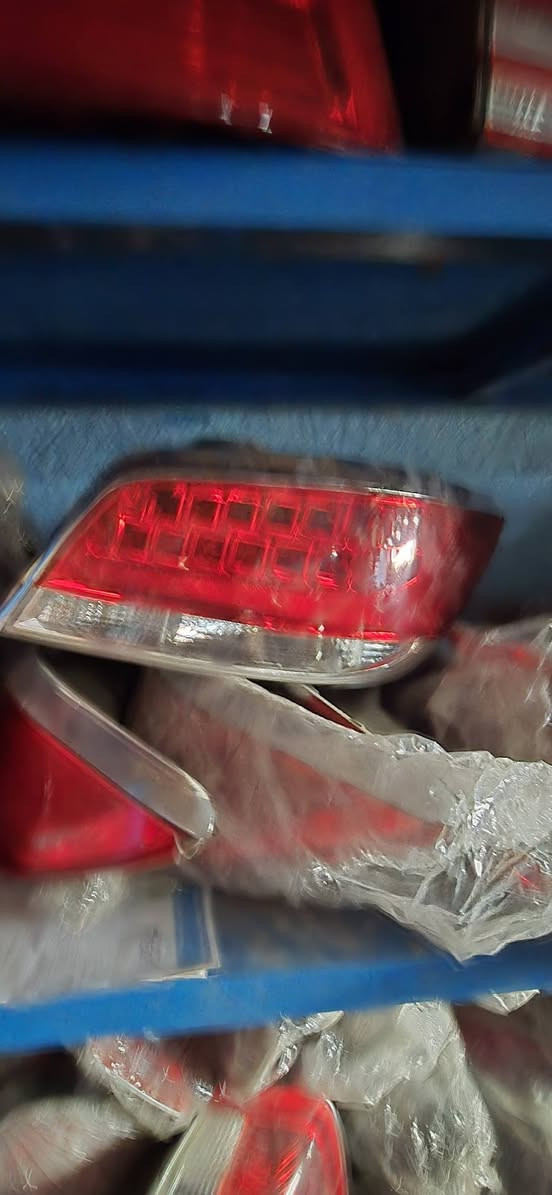 السلام عليكم
تخفيضات  
تحطيم الأسعار يوجد لدينا توصيل كافة المحافظات 
اسعار مناسبه جدآ جدآ جميع انواع السيارات الكورية والأمريكي والفرنسي وغيرها للمعلومات والاستفسار الاتصال بالرقم  ***********
يوجد لدينا لايت وامرايات وبك لايت وسماعات وبلكات ناريه مستعمل حاوية اصلي 
يوجد لدينا ماء راديتر زيتي كوري اصلي 
يوجد لدينا دهن محركات الديزل  والبنزين  أصلي كوري 
يوجد لدينا مراوح بأسعار مناسبه جدآ 
واسعارنا معروفه 
اي قطعه لايت  ٢٥ الف مهما كان نوعها 
اي قطعه بك لايت  ١٥ الف  اي نوع سياره 
مرايات  القطعه  ٢٥ الف ام الإشارة  كافة السيارات 
مرايات  بدون إشارة  ١٥ الف كافة  السيارات
