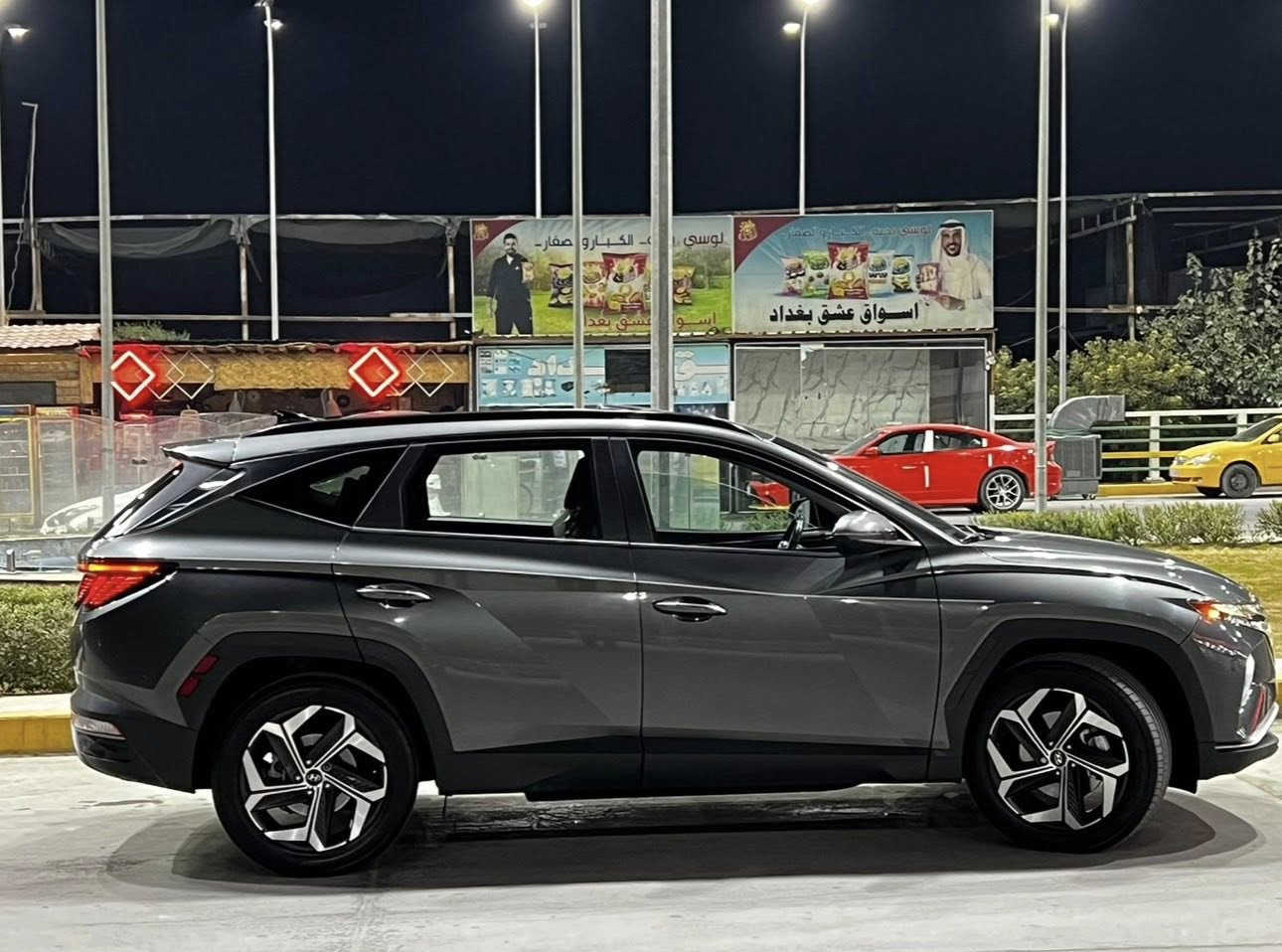 2022 (هاترك) فتحه فوول مواصفات  اللون زيتوني بأسمي كفاله عامه فقط نص بنيد صبغ بدون اي بارد او دواخل شرط السونار بجم كبس  مكان السياره بغداد  السعر ‭.                           ‭0773 723 0733‬
