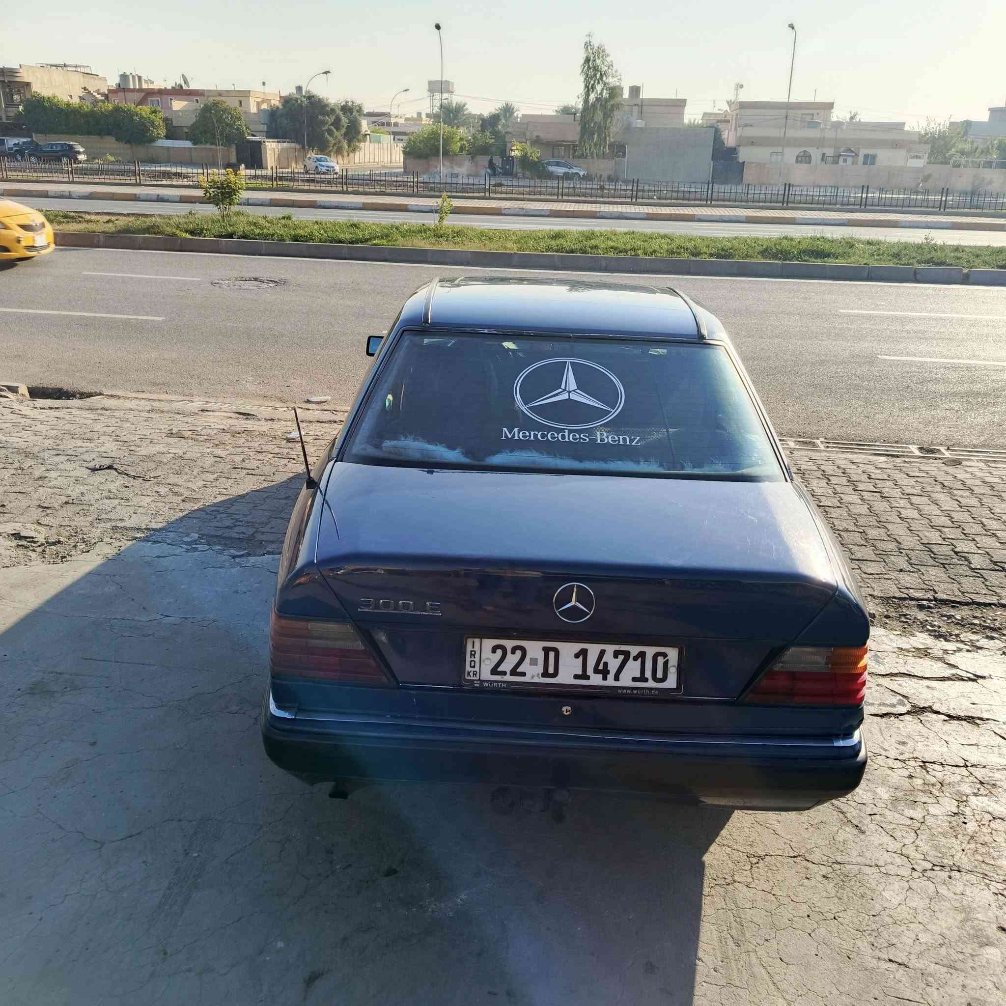 اعاده النشر بسبب وعود الكاذبه
مرسليس دب للبيع 
بدون دواخل بدون ضربه 
 كير محرك بطه 3000الف صباغ جماليه فقط
قواعد ع بلاد 
تبريد +تدفئه
دواخل جلد 
شاشه ايبات 
السعر 65وبي مجال قليل 
سنويه لحد 2030
سياره ب أسمي شرط تحويل 
***********
